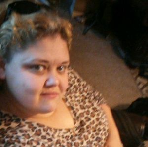 Meet your Posher, Kendra